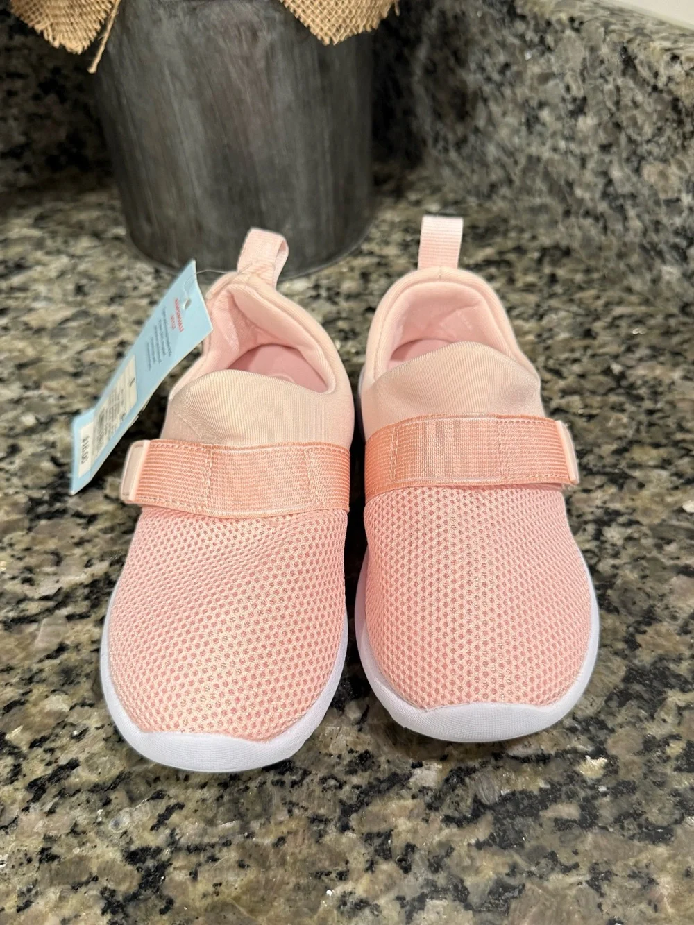 •NWT Toddler Pink Shoes•